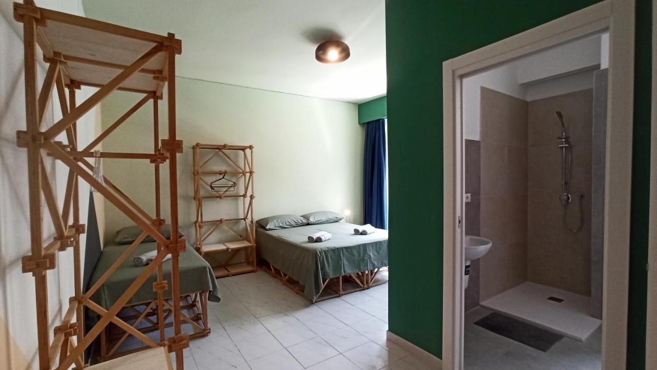 Отель Casa Base Бари Экстерьер фото