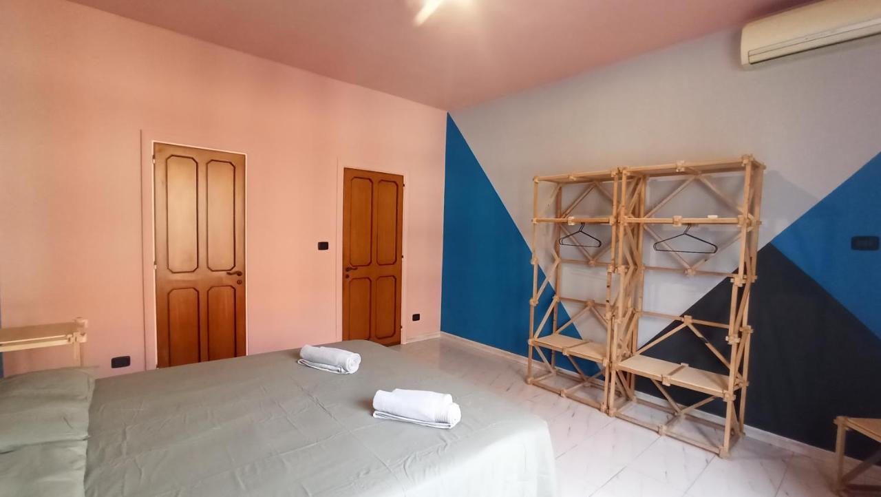 Отель Casa Base Бари Экстерьер фото